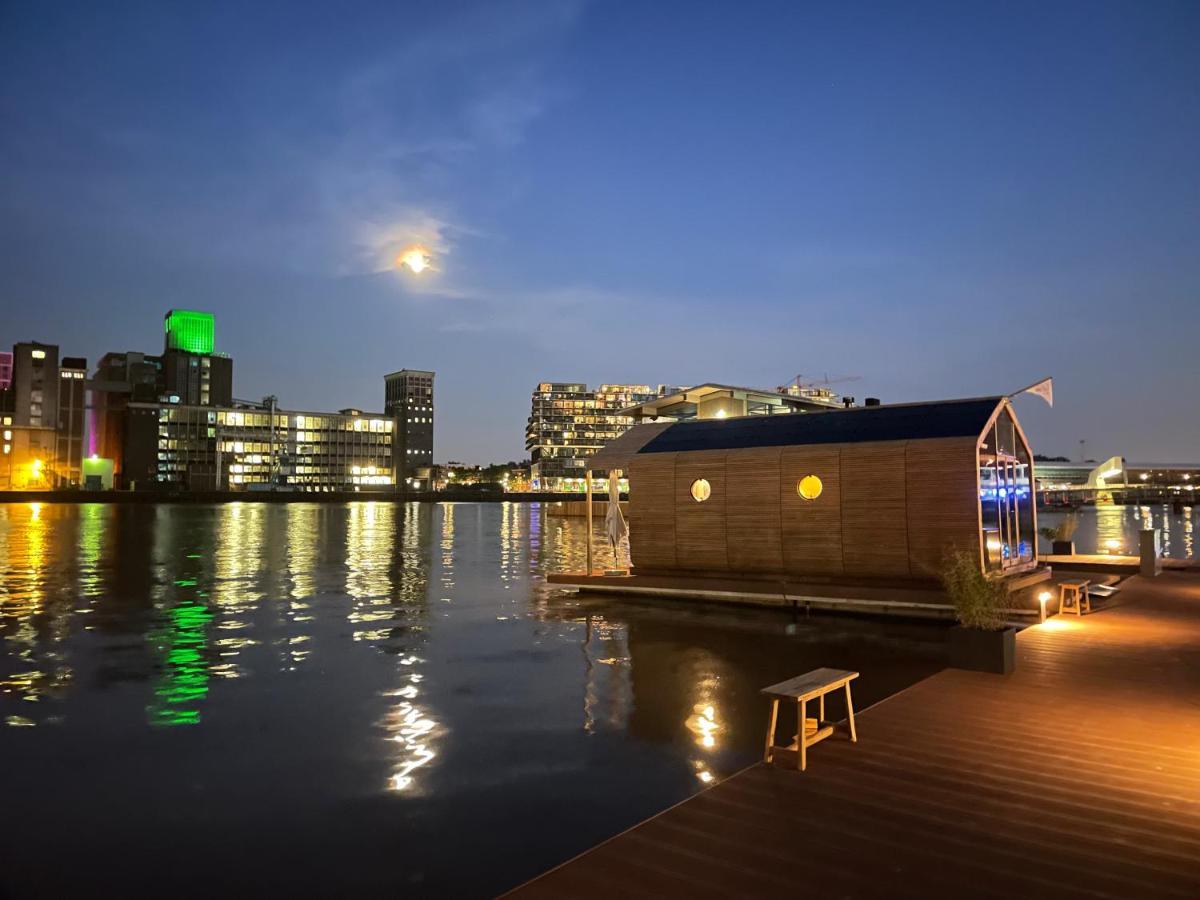 הוילה Wikkelboat Nr1 At Floating Rotterdam Rijnhaven מראה חיצוני תמונה
